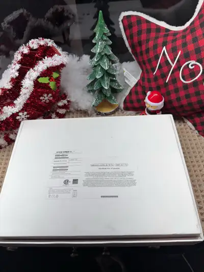 MacBook M1 Pro 1TB, View more