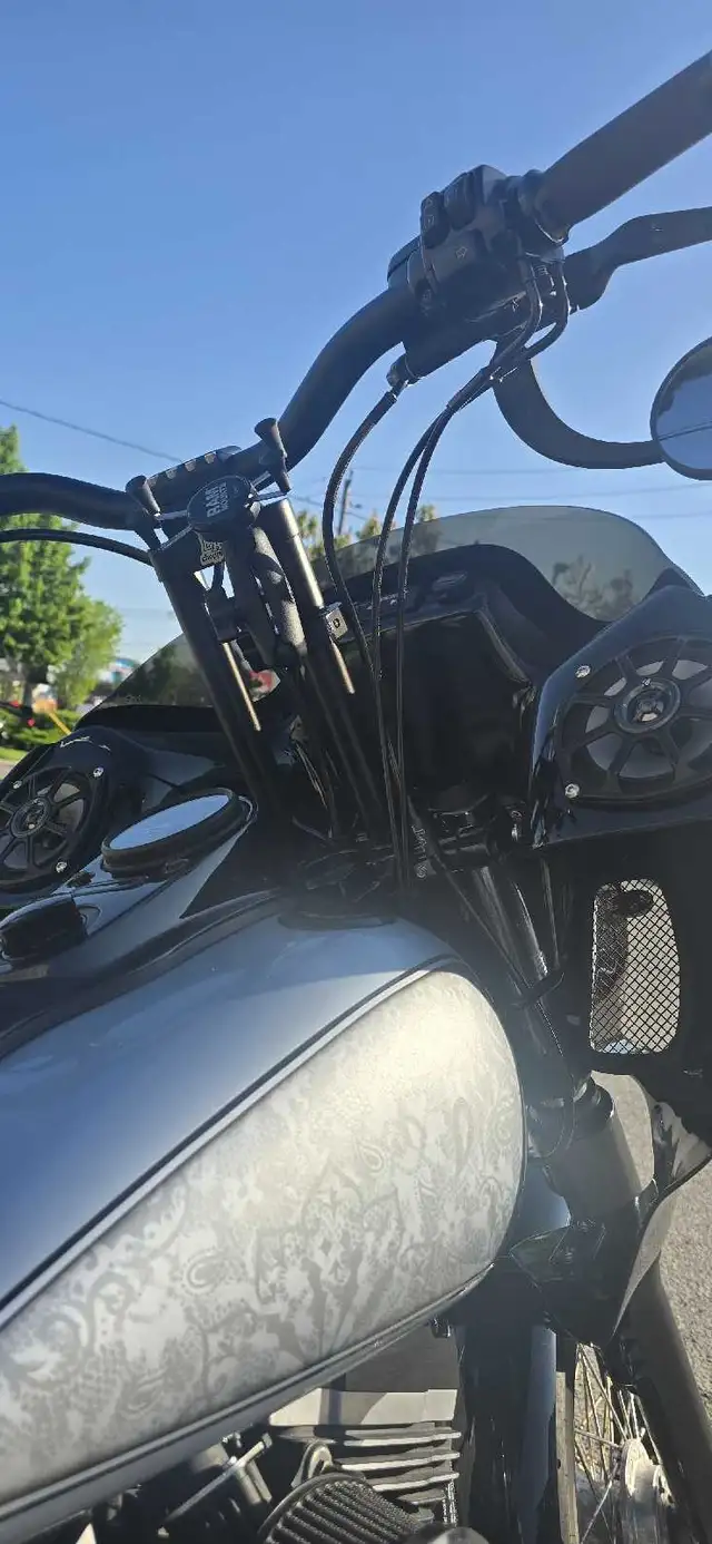 Harley-Davidson Clubstyle in Street, Cruisers & Choppers in City of Toronto - Image 5