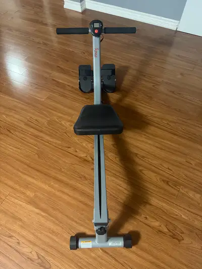 Sunny compact adjustable rowing machine Pick-up only