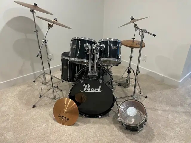 Pearl Export Full Drum Kit in Drums & Percussion in Ottawa - Image 8