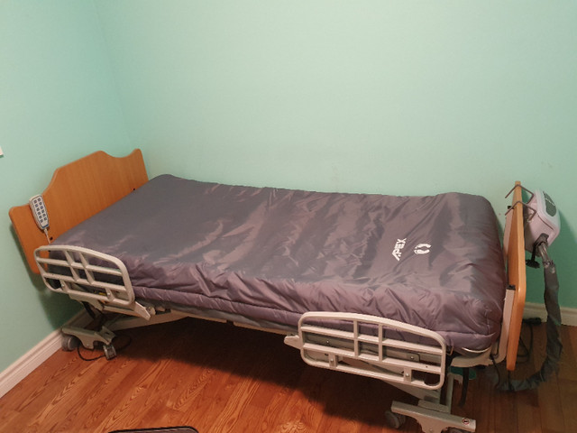 Trost And Trost Plus Bed With Alternating Pressure Mattress Syst in Health & Special Needs in City of Toronto