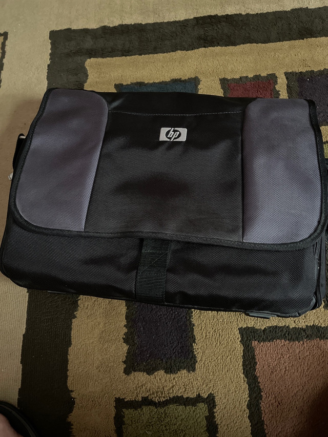 Laptop bag like new in Laptop Accessories in Windsor Region