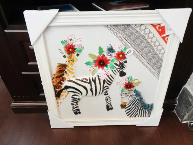 So Cute for a Babys Child Room? Zebra Giraffe 3D Framed Picture in Arts & Collectibles in Kitchener / Waterloo - Image 2