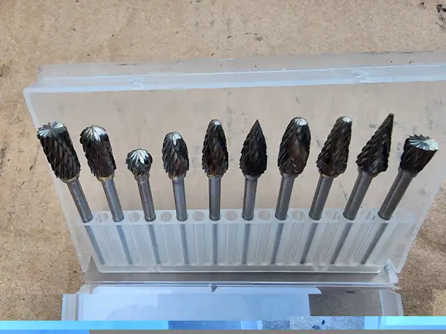 10 Pc.  Deburring Tips Brand New Never Used Still In The Case in Hand Tools in Windsor Region - Image 7