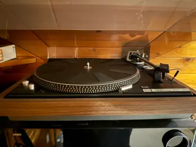 Dual 604 Turntable, View more