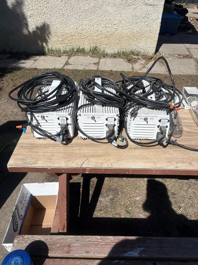 grow equipment in Plants, Fertilizer & Soil in Calgary - Image 4
