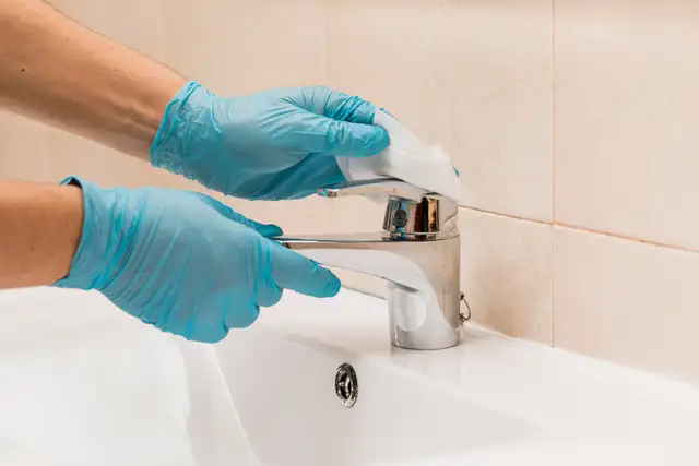 Bathroom & Kitchen Mould Removal – Affordable & Fast in Cleaners & Cleaning in City of Toronto - Image 3