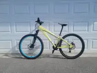 Rocky Mountain Flow One – Dirt Jumper Mountain Bike 26”