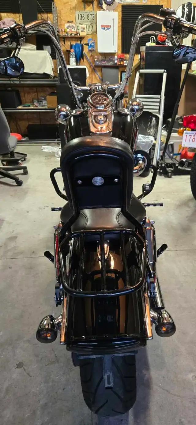 2010 Harley Fat Bob in Street, Cruisers & Choppers in Strathcona County - Image 7