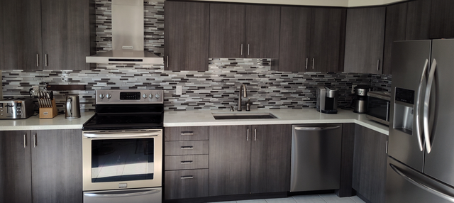 Big room available immediately for OPG contract worker in Room Rentals & Roommates in Oshawa / Durham Region - Image 2