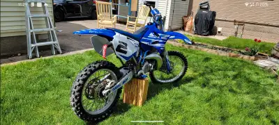 2002 YZ250 Bike is in great condition with less than 20 hours on the top end. Some upgrades include:...