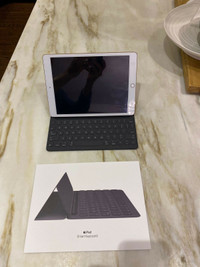 Apple iPad Smart Keyboard 