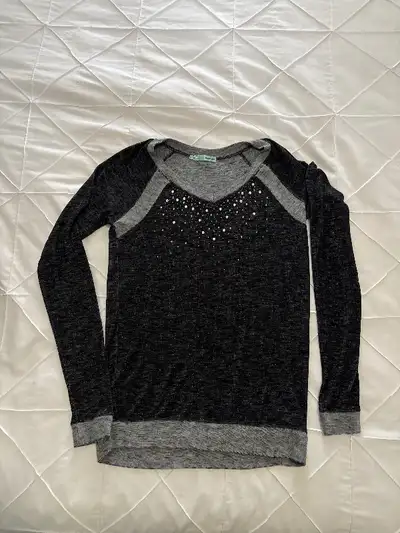 Embellished details Size S