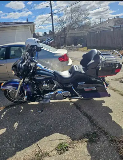 New meat hook 14 inch bars Barely road since I bought it Has the touring storage for back also Bikes...