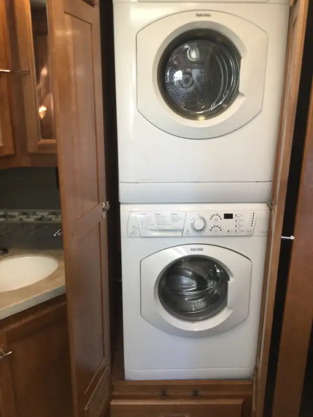 Class a motorhome in RVs & Motorhomes in Delta/Surrey/Langley - Image 6