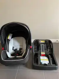 Graco Snuglock Snugride 35 Infant Car Seat