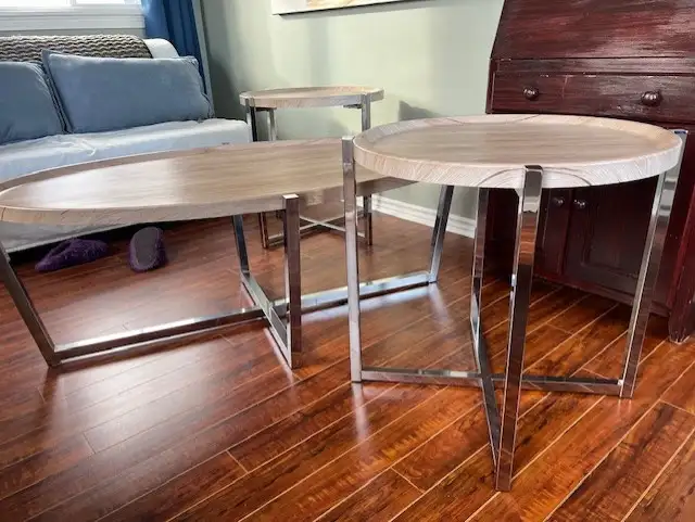 $250 Oval Coffee Table Set for Sale64589976283009122