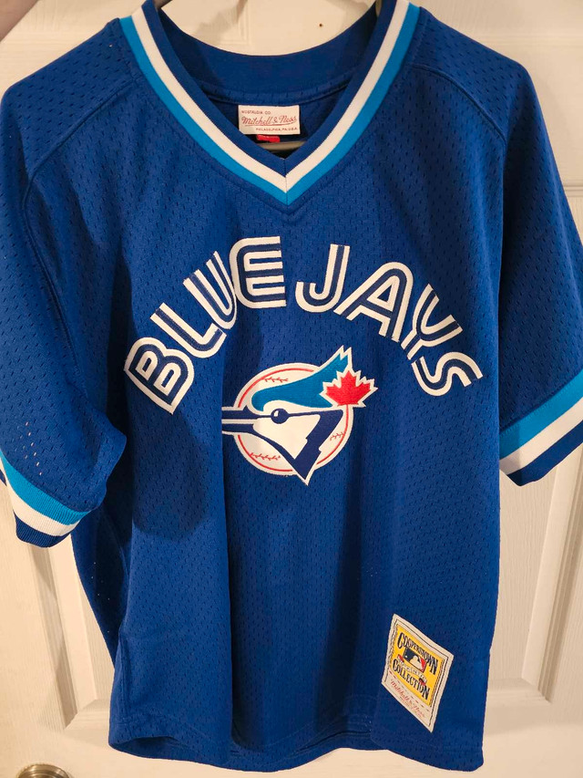 2 Authentic Toronto Blue Jays Authentic Mitchell & Ness Jerseys in Men's in Kingston - Image 4