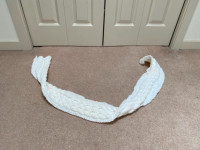 Reversible knitted cable scarf