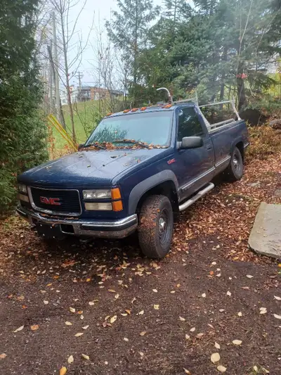 Gmv 2500 diesel manuelle 273000 km 6.5l téléphone seulement 418 998 3669