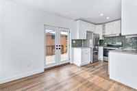 Exquisite, recently renovated Three-Level Unit in Belleville