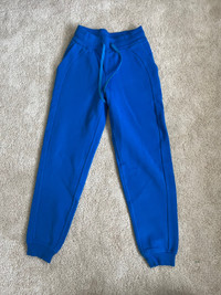 Size 2 Blue Lululemon women’s sweatpants!