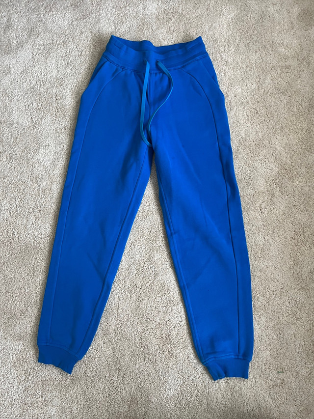 Size 2 Blue Lululemon women’s sweatpants! in Women's - Bottoms in Oakville / Halton Region