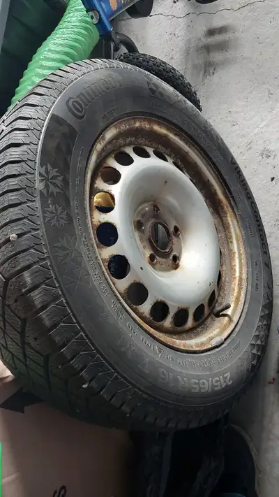 4 - Winter tires for sale – Viking Contact 7 on steel rims, size 215/65 R16. Removed from a VW Tigua...