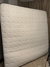 King size mattress 