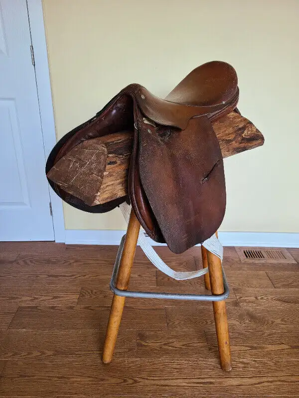 Swivel Saddle Bar Stool- Unique! in Chairs & Recliners in Oakville / Halton Region - Image 7
