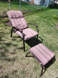 Lawn chairs x6, footstool x2