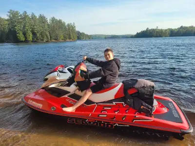Bombardier RXP-X 215 2008 AUNCUN ÉNCHANGE SVP / VENTE RAPIDE 2008 Bombardier 215 Rxp-x 7800$ Seadoo...