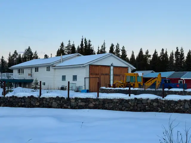 Burns Lake Acreage - 3170 sq. ft. homestead on 5.92 acres in Houses for Sale in Burns Lake - Image 4