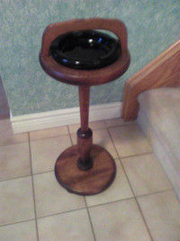 REDUCED - REFINISHED VINTAGE SOLID WOOD ASHTRAY STAND