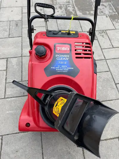Toro Snowblower 721E, View more