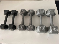 CAST IRON DUMBBELLS, LIKE NEW, 125 FIRM, AHUNTSIC, PICK UP.