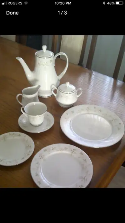 NORITAKE DINNERWARE SET , View more