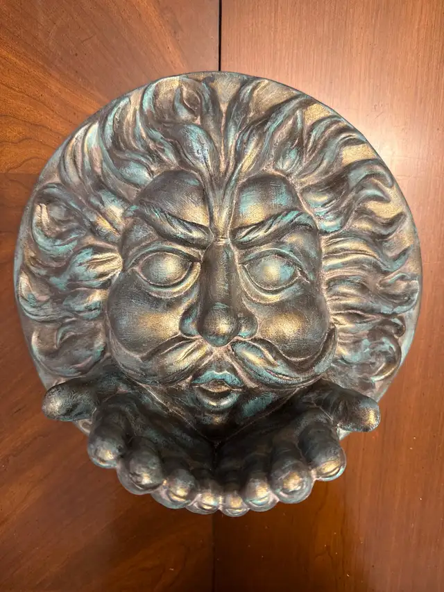 Wind spirit wall decor in Home Décor & Accents in Ottawa - Image 2