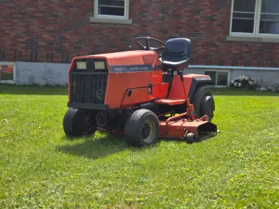 Agco-Allis 1920H Garden tractor , View more