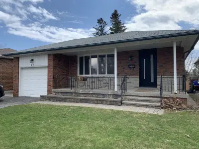 Room for rent with full bathroom and shared kitchen