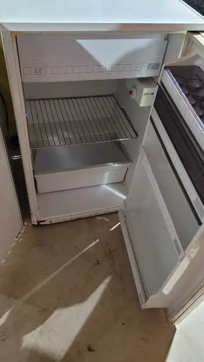 Danby Minifridge. Works perfectly! Clean & compact. Suitable for students or your office. $70