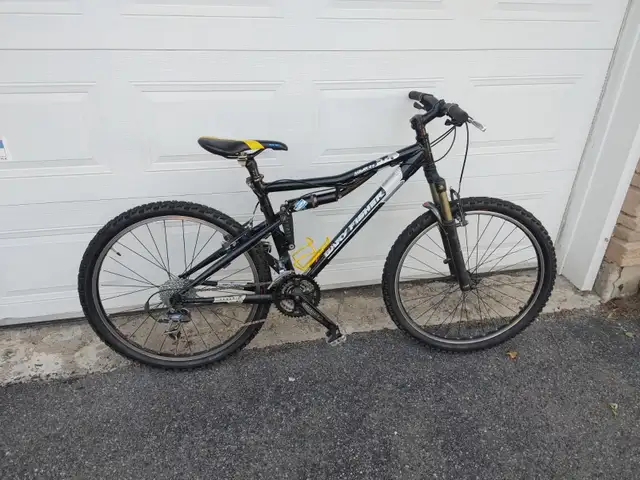 Aluminum Gary Fisher sugar 4+ mountain bicycle (18" frame) in Mountain in Ottawa - Image 2