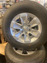 2021 Gm 17 inch alloy wheels and tires