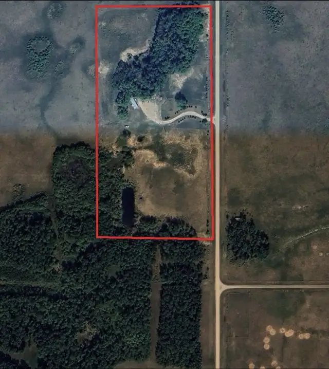 17 acre private acreage - east of Endeavour, SK  in Houses for Sale in Saskatoon - Image 6