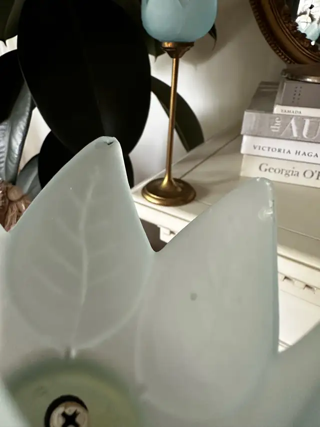 Vintage Brass & Frosted Glass Tulip Stemmed Candle Holders in Home Décor & Accents in Calgary - Image 7