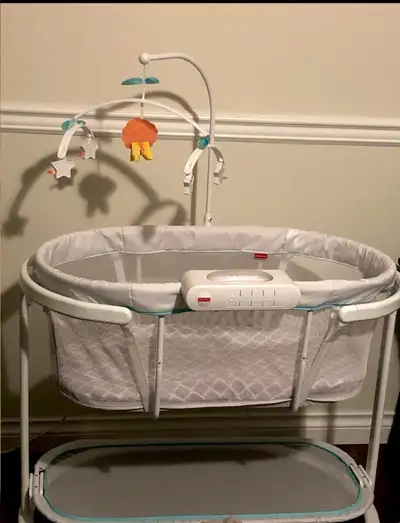 fisher price, soothing motion bassinet , View more