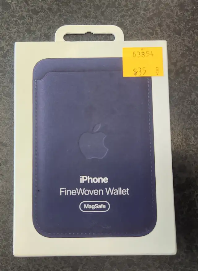 Apple iPhone Fine Woven MagSafe Wallet (1) *Brand New in Box*63782573334145121