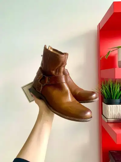 Excellent condition, LN Phillip Harness style FRYE boots. Worn twice. $300. Check out my other ads f...