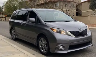 Ottawa Airport Montreal Airport Mirabel Quebec City Private ride Family Ride Group ride