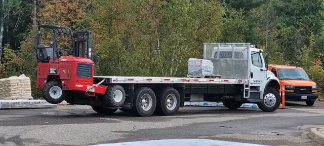 Flatbed And Moffett  truck Delivery in Heavy Equipment in Mississauga / Peel Region - Image 2